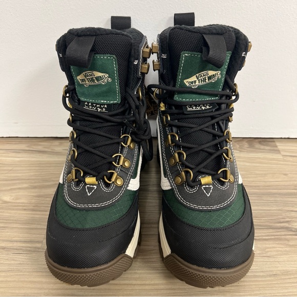 VANS Arthur Longo Snow Kicker GoreTex MTE-3 GTX Winter Boots Women’s 5 $280 NWOB - Picture 2 of 8